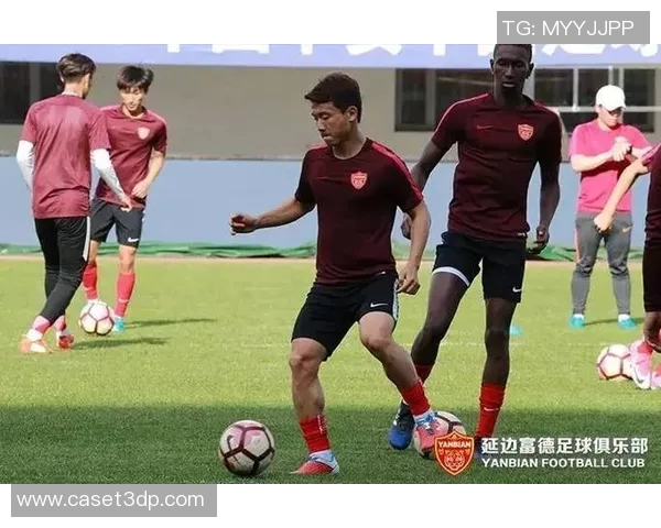 街区足球:重拾社区活力与团结的运动新风尚 街区足球:重拾社区活力与团结的运动新风尚